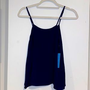 Alice + Olivia navy cami. 100% silk. NWT